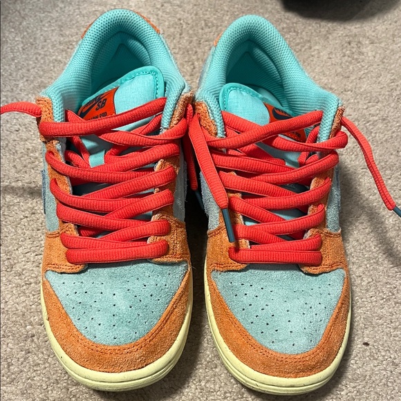 Like SB dunk low pro. Offers welcome - Picture 2 of 7